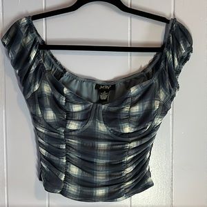 Just Polly off the shoulder corset shirt w/underwire